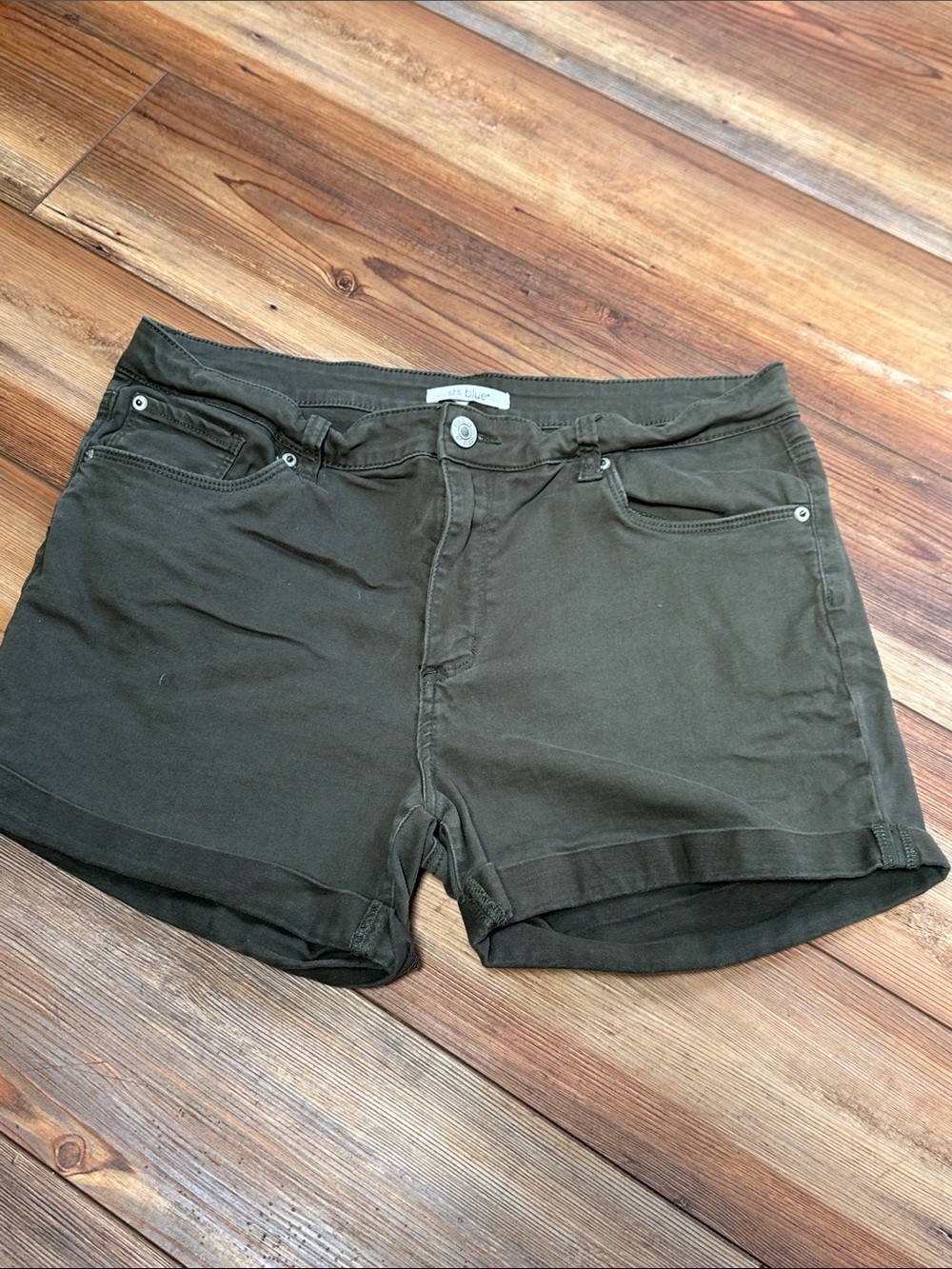 STS Blue Olive Turn-Cuff Denim Shorts